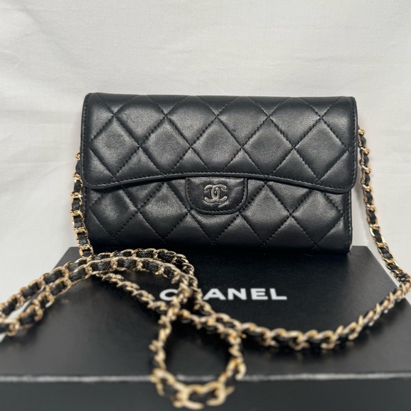 CHANEL wallet - Picture 2 of 15